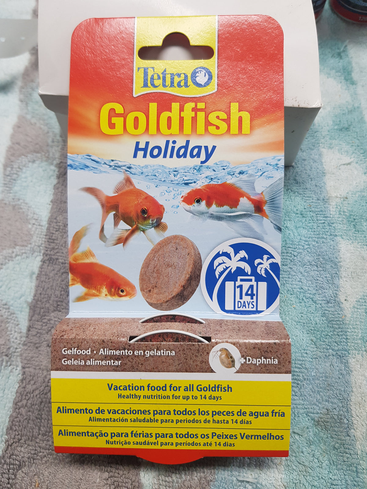 Tetra Goldfish Holiday food